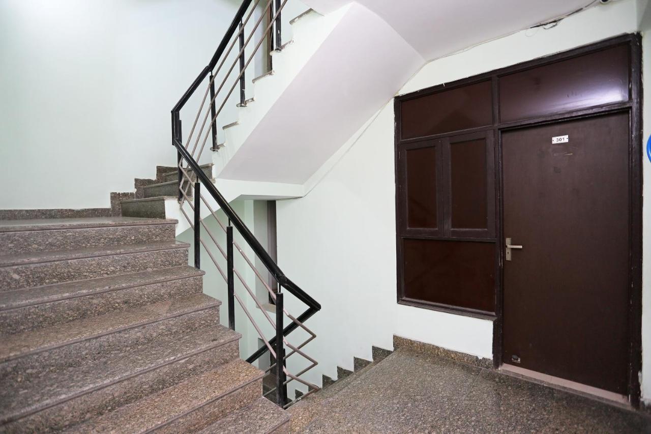 Hotel O Airport Plaza By Palace Yeni Delhi Dış mekan fotoğraf