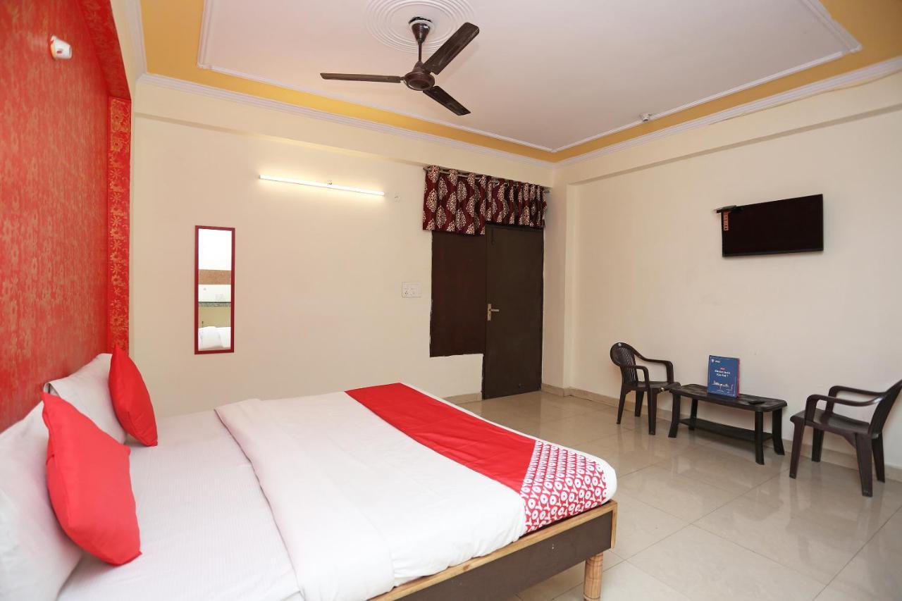 Hotel O Airport Plaza By Palace Yeni Delhi Dış mekan fotoğraf