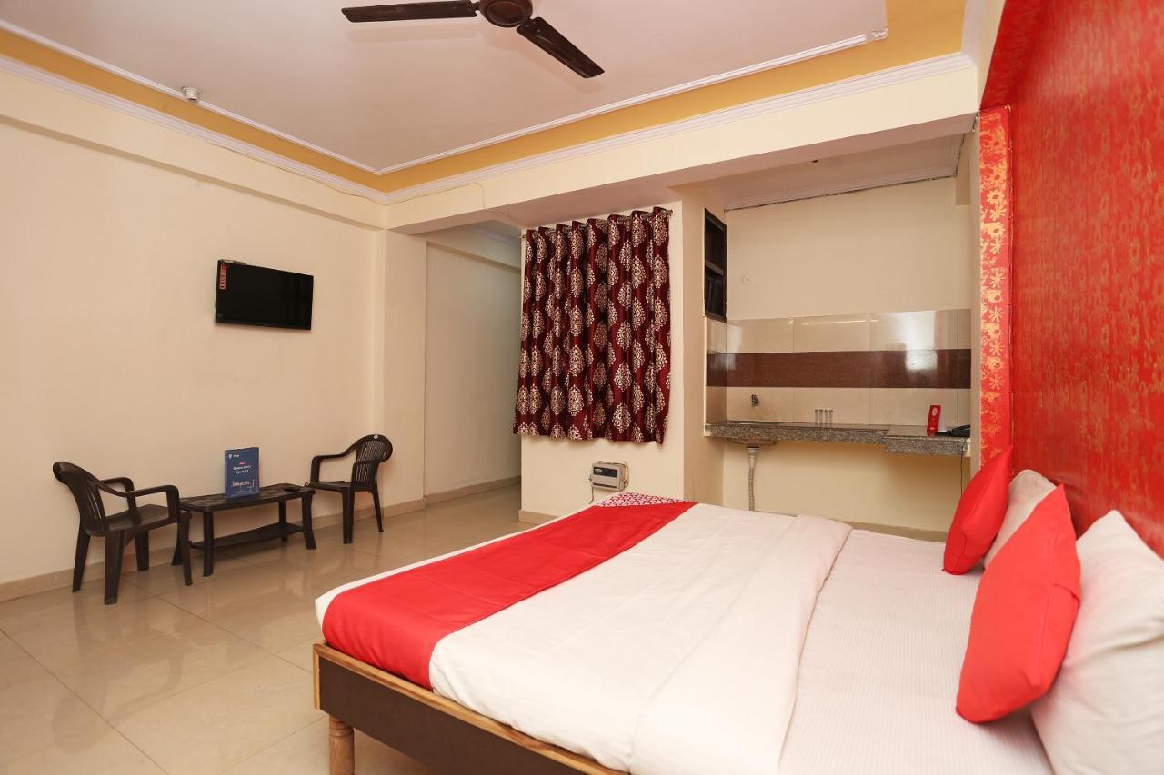 Hotel O Airport Plaza By Palace Yeni Delhi Dış mekan fotoğraf