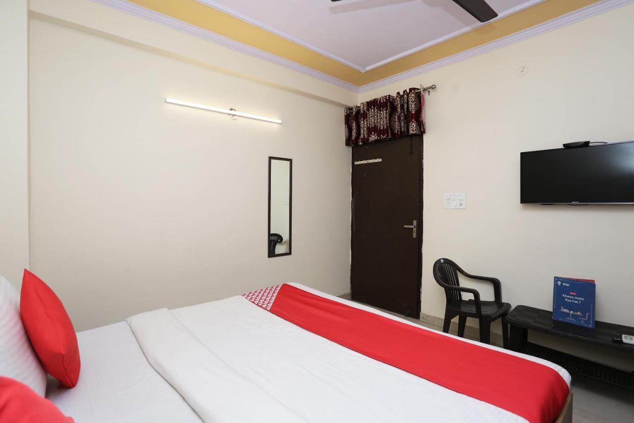 Hotel O Airport Plaza By Palace Yeni Delhi Dış mekan fotoğraf