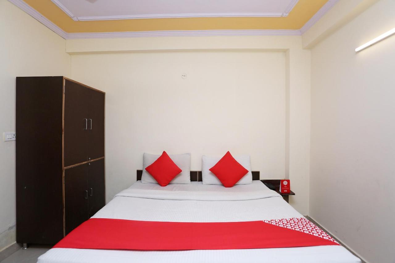 Hotel O Airport Plaza By Palace Yeni Delhi Dış mekan fotoğraf